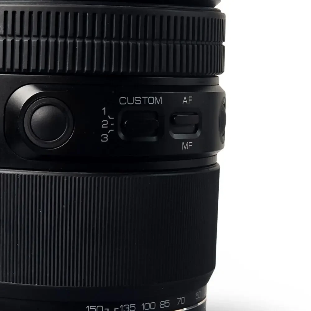 Samyang AF 35-150mm f/2-2.8 for Sony E-Mount (Read Description)